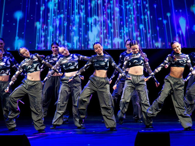 Изображение для афиши Эстрадный ансамбль «Капельки» «Наше завтра…»