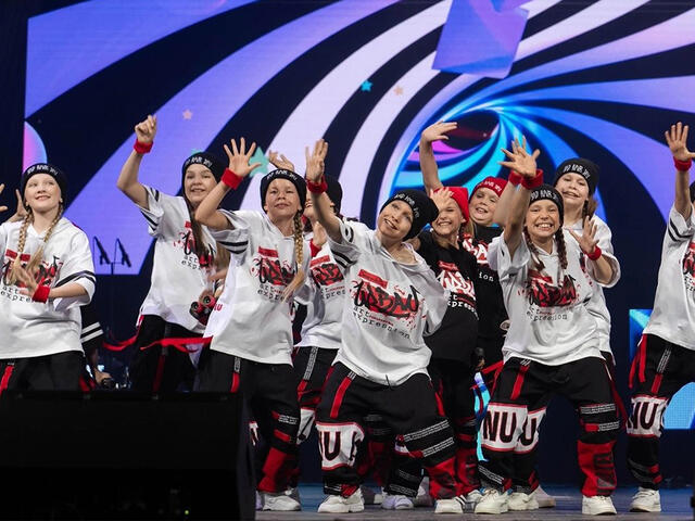 Изображение для афиши Шоу-группа «Киндер сюрприз» «Мы фантазёры»